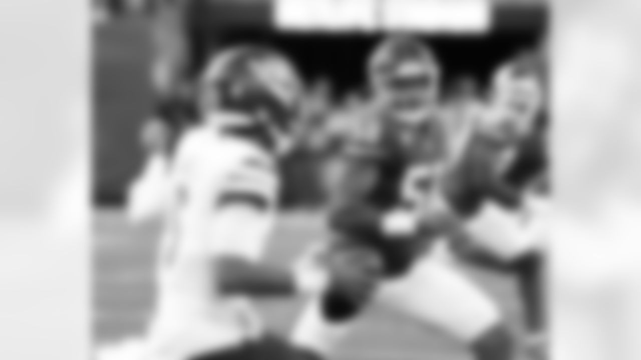 New York Giants linebacker Bobby Okereke (58)