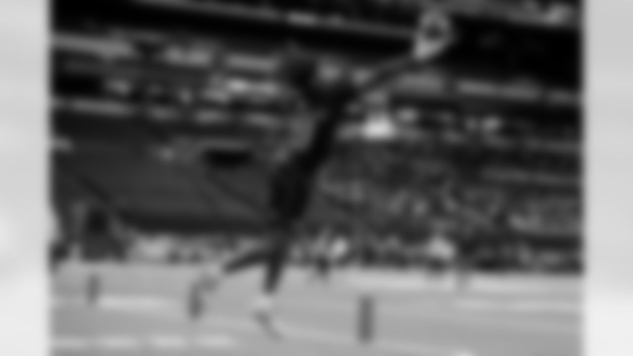 LSU wide receiver Aaron Anderson (01) participates in a drill during the 2026 NFL Scouting Combine on Saturday, February 28, 2026 in Indianapolis, Indiana. (Lauren Leigh Bacho/NFL)