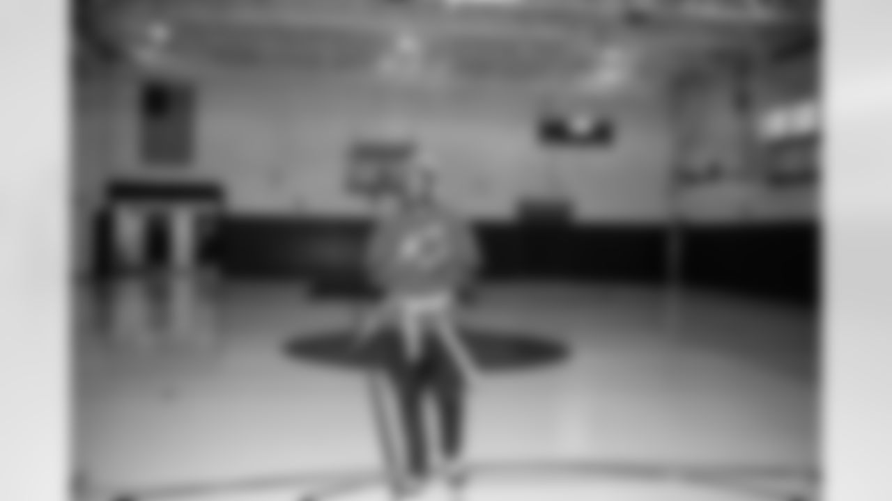 ILB Bobby Okereke (58)