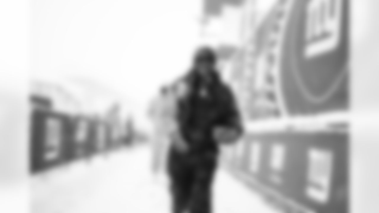 RB Devin Singletary (26)