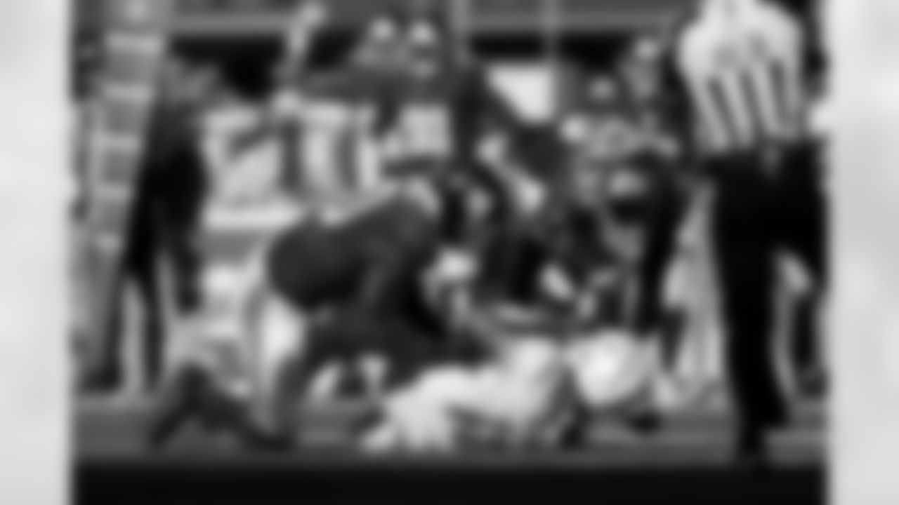 OLB Brian Burns (0)  , CB Rico Payton (35)