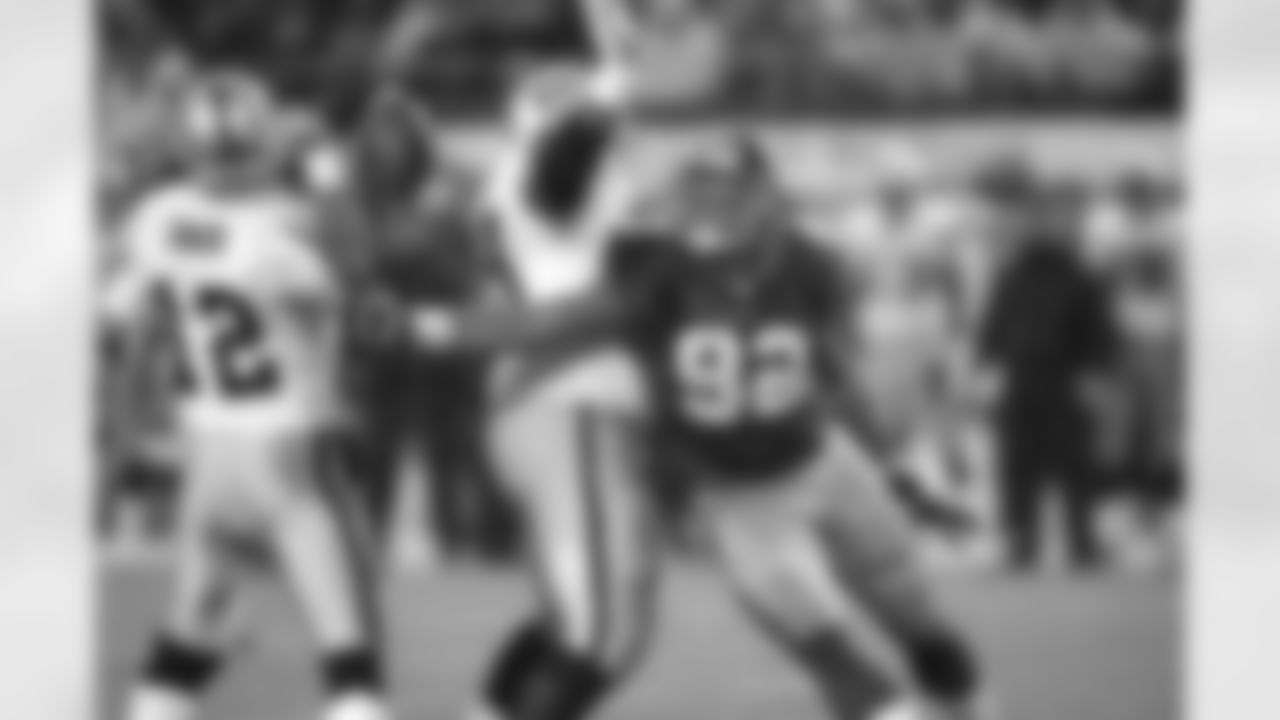 2001 Michael Strahan - 22.5 sacks
