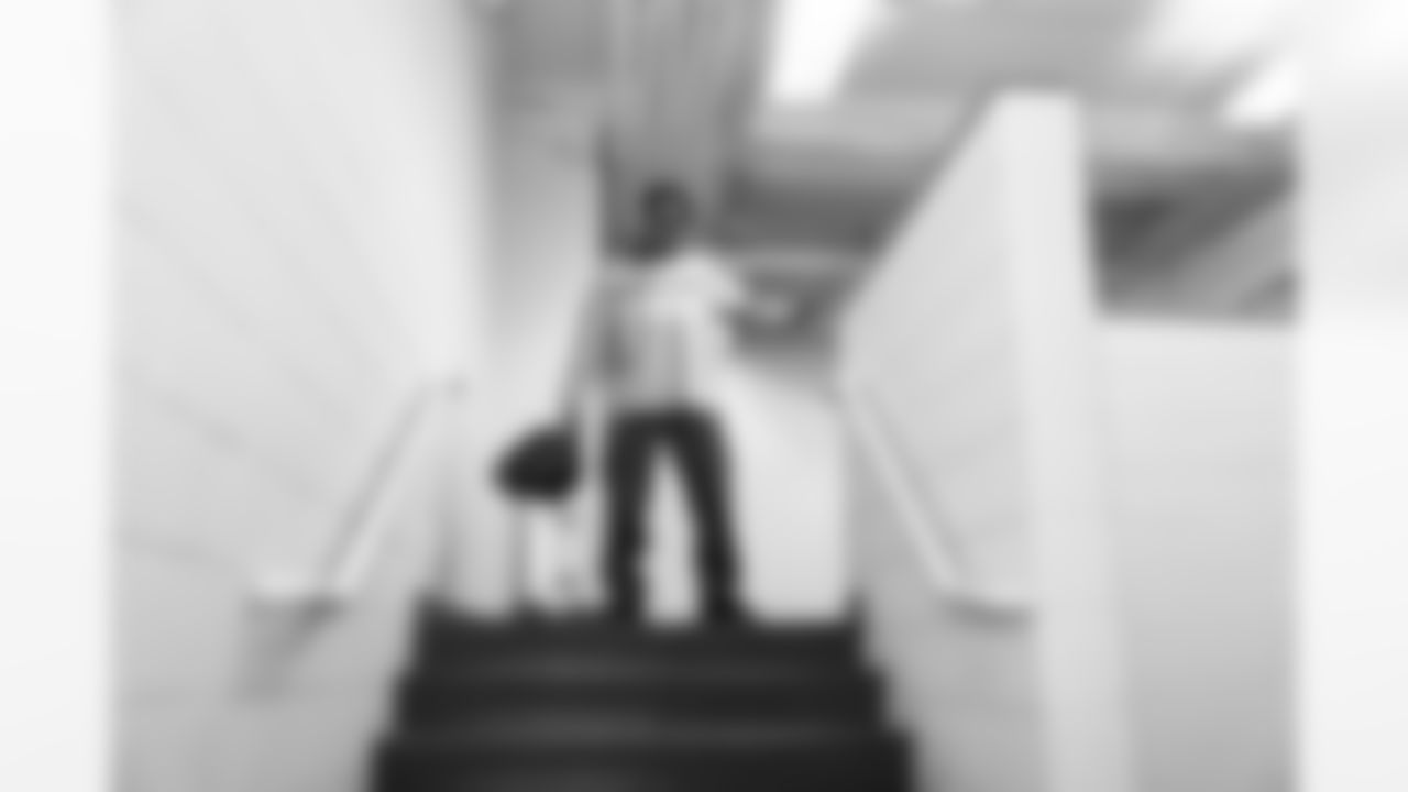 RB Tyrone Tracy Jr. (29)