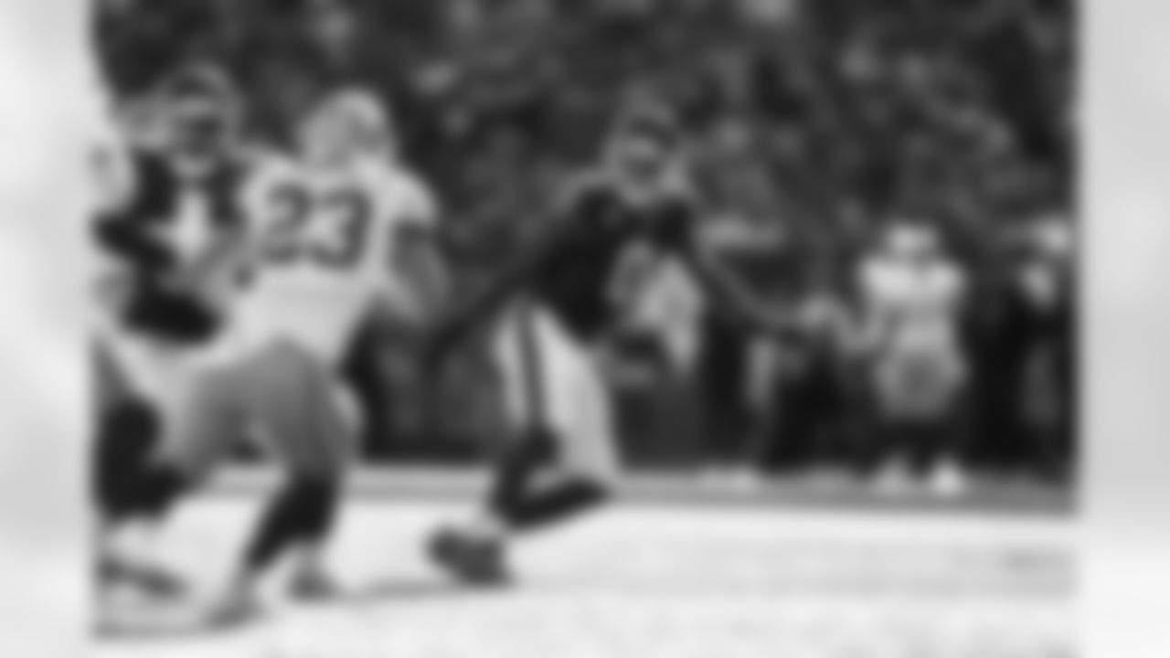 \OLB Brian Burns (0)