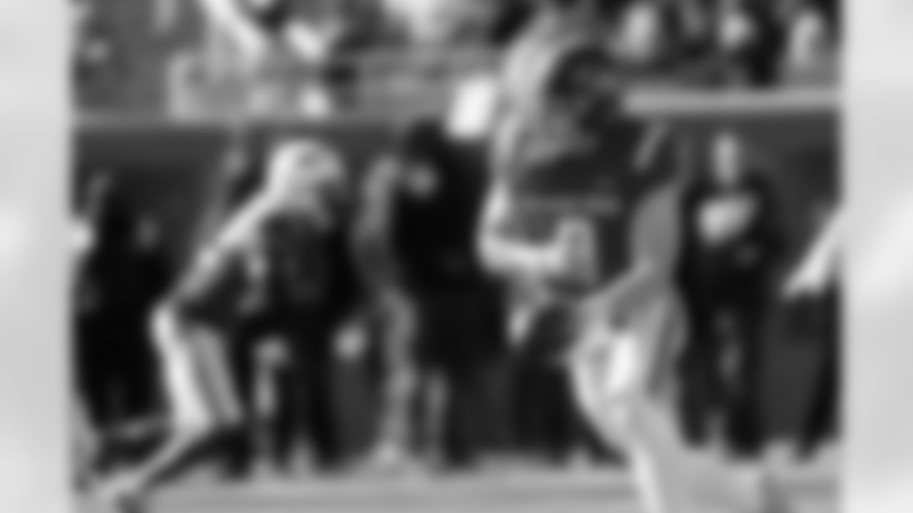 National Team quarterback Cole Payton (9), of North Dakota State, turns to hand off during the first half of the Senior Bowl NCAA college football game Saturday, Jan. 31, 2026, in Mobile, Ala. (AP Photo/Butch Dill)