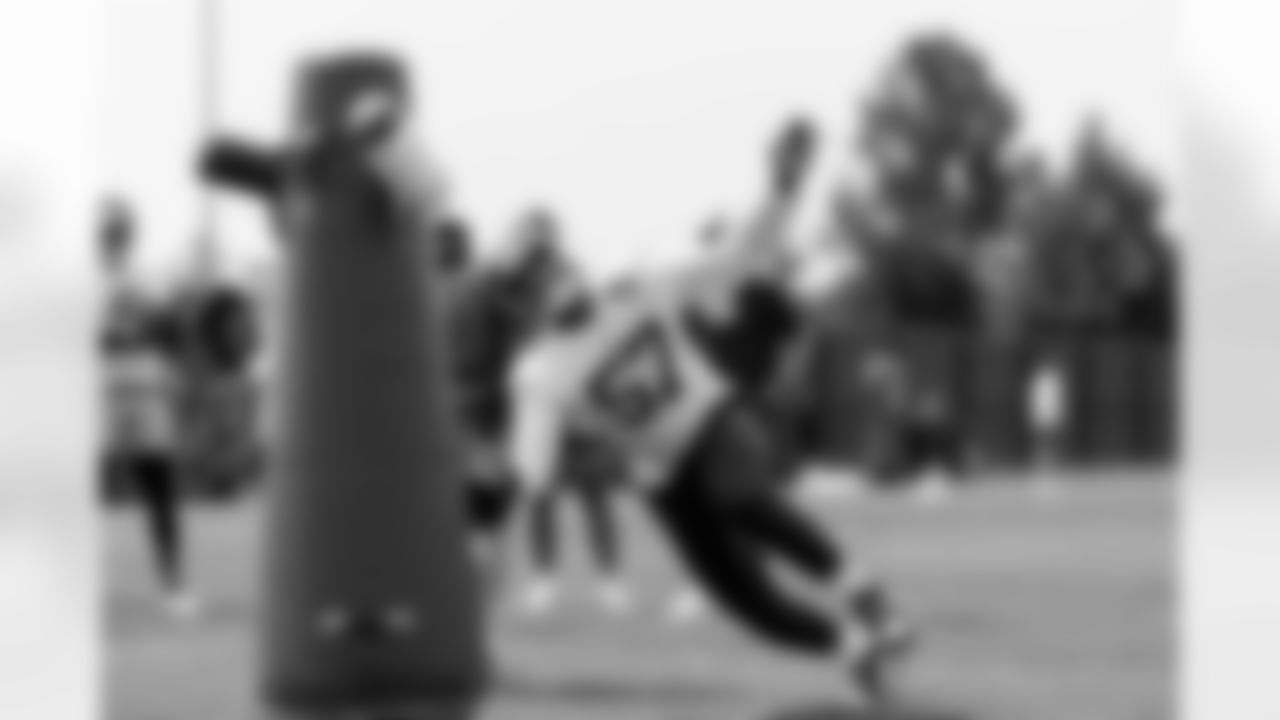 DL Chauncey Golston (57)