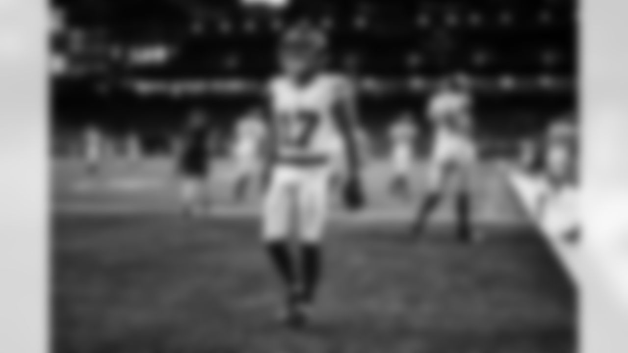 WR Wan'Dale Robinson (17)