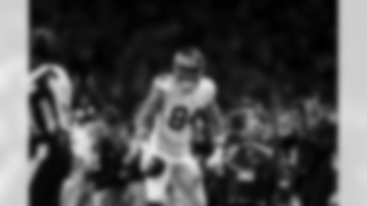 TE Theo Johnson (84)