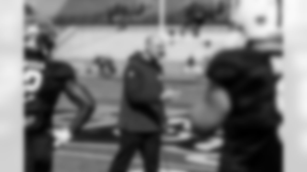 Mike Kafka Assistant Head Coach/Offensive Coordinator