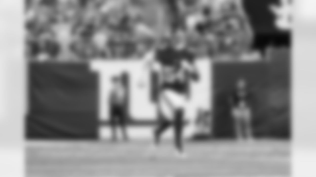 ILB Dyontae Johnson - Reserve/Future Signing (January 8)