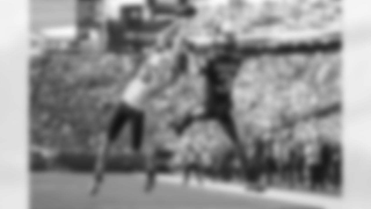 No. 51 Nahshon Wright, CB