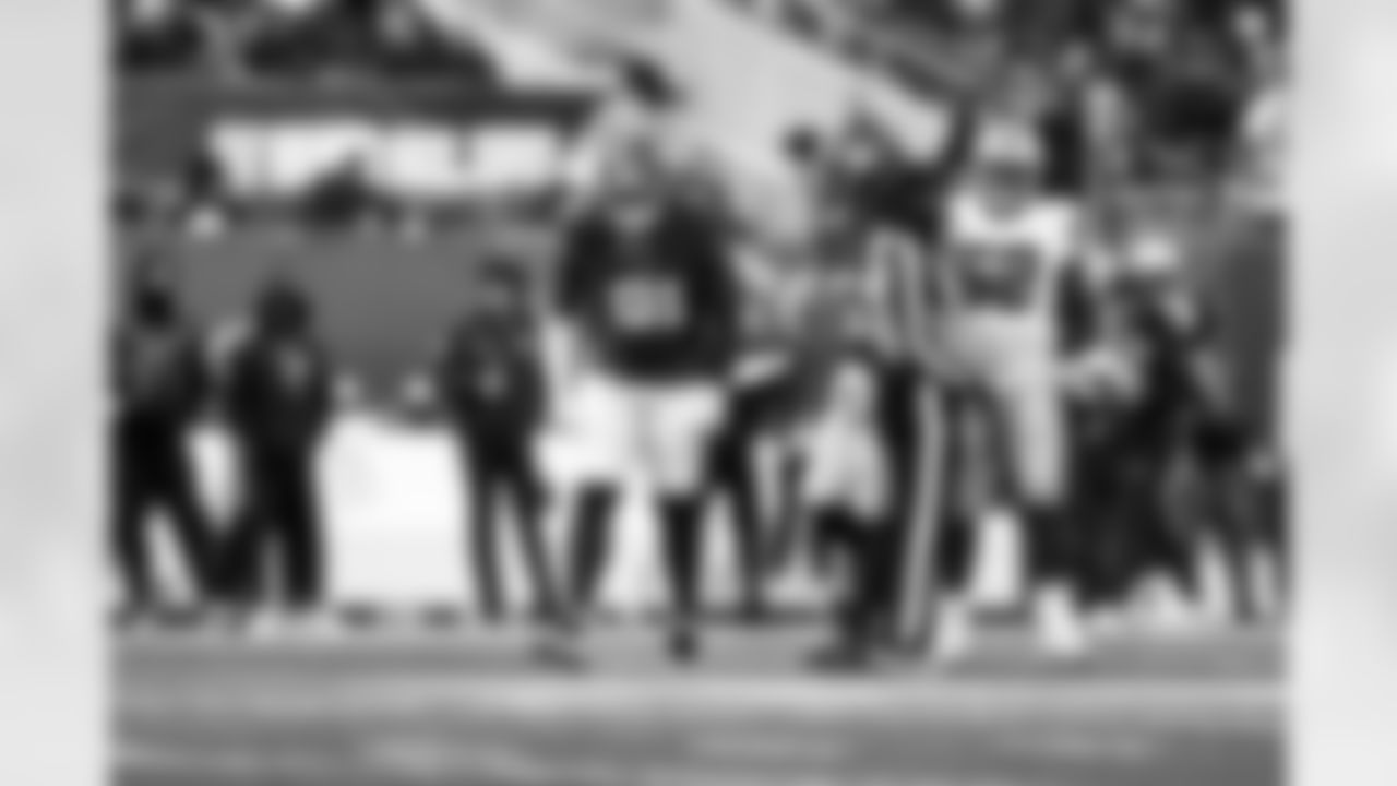 DT Darius Alexander (91), OLB Abdul Carter (51)