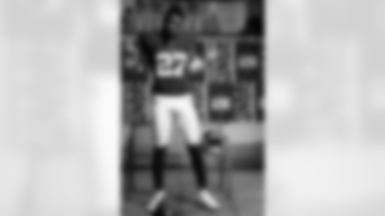 S Tyler Nubin (27)
