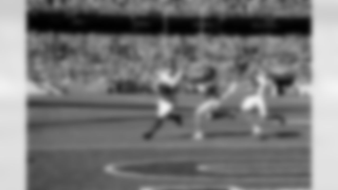 RB Cam Skattebo (44)