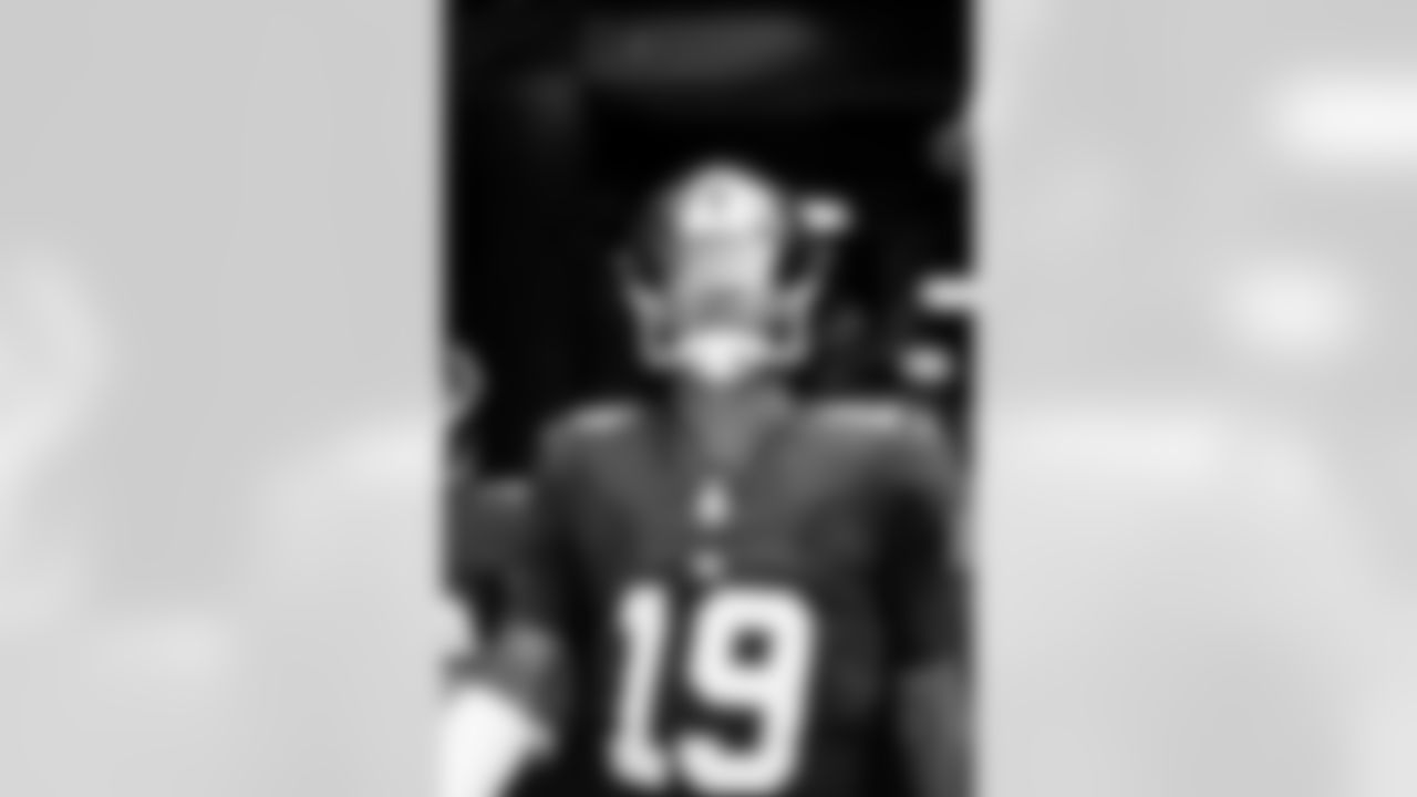 QB Jameis Winston