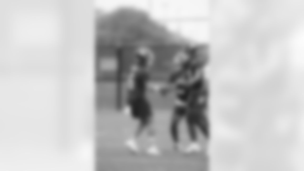 QB Jaxson Dart (6)) WR Beaux Collins (8)