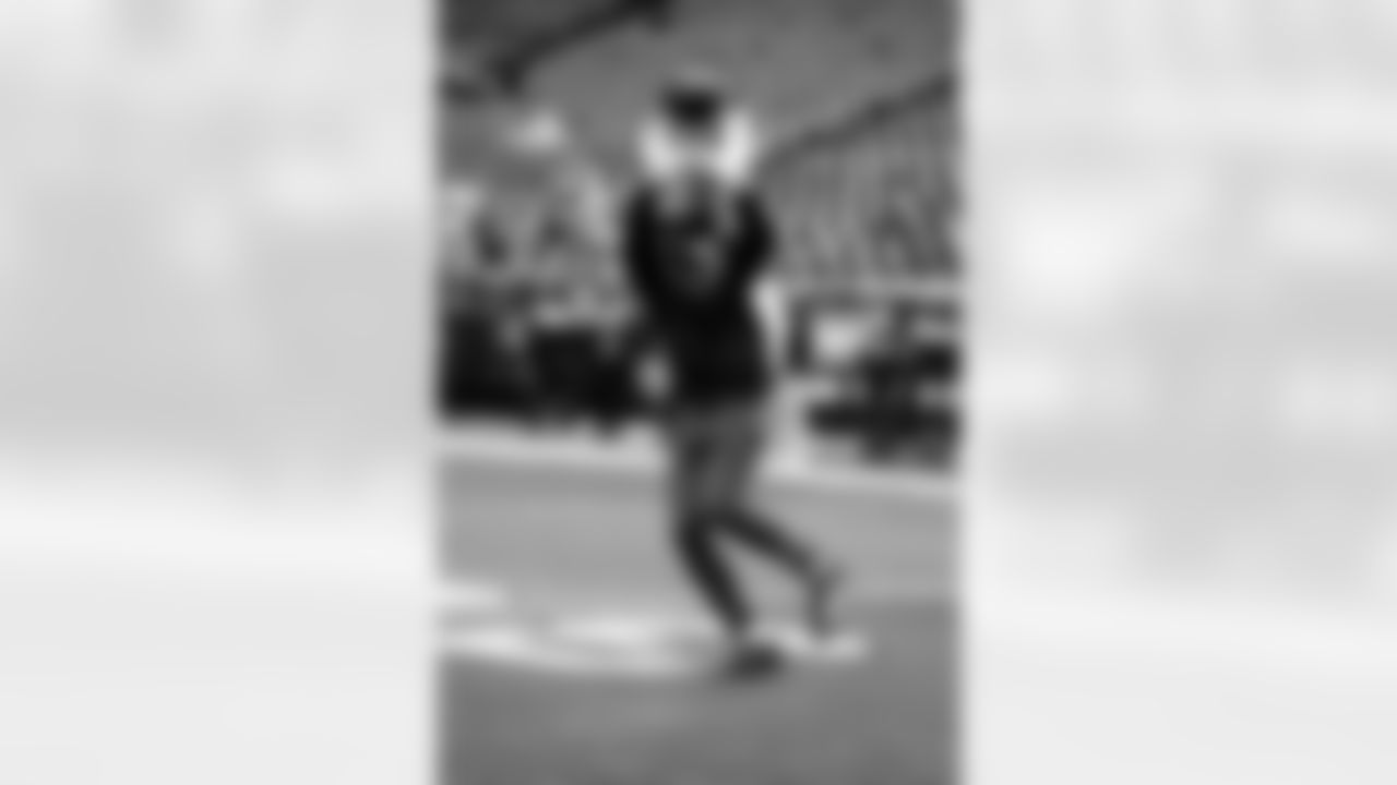 WR Darius Slayton (18)