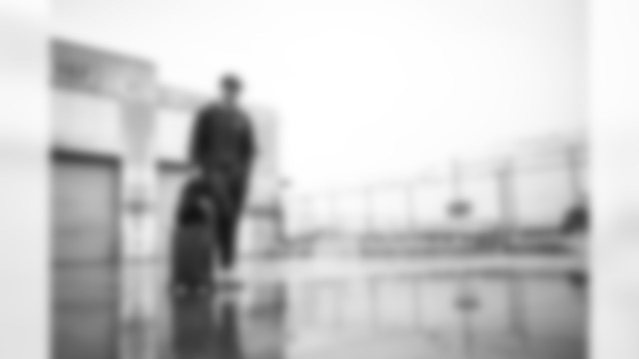 TE Daniel Bellinger (82)