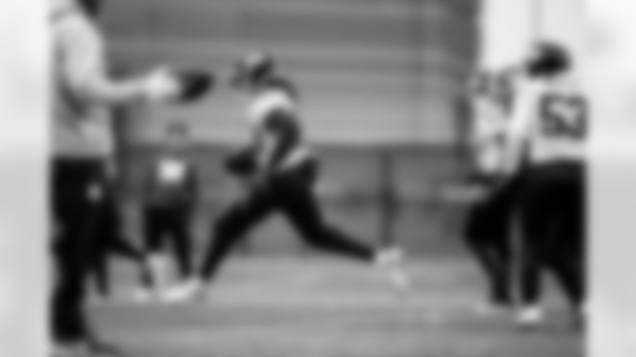 ILB Bobby Okereke (58)