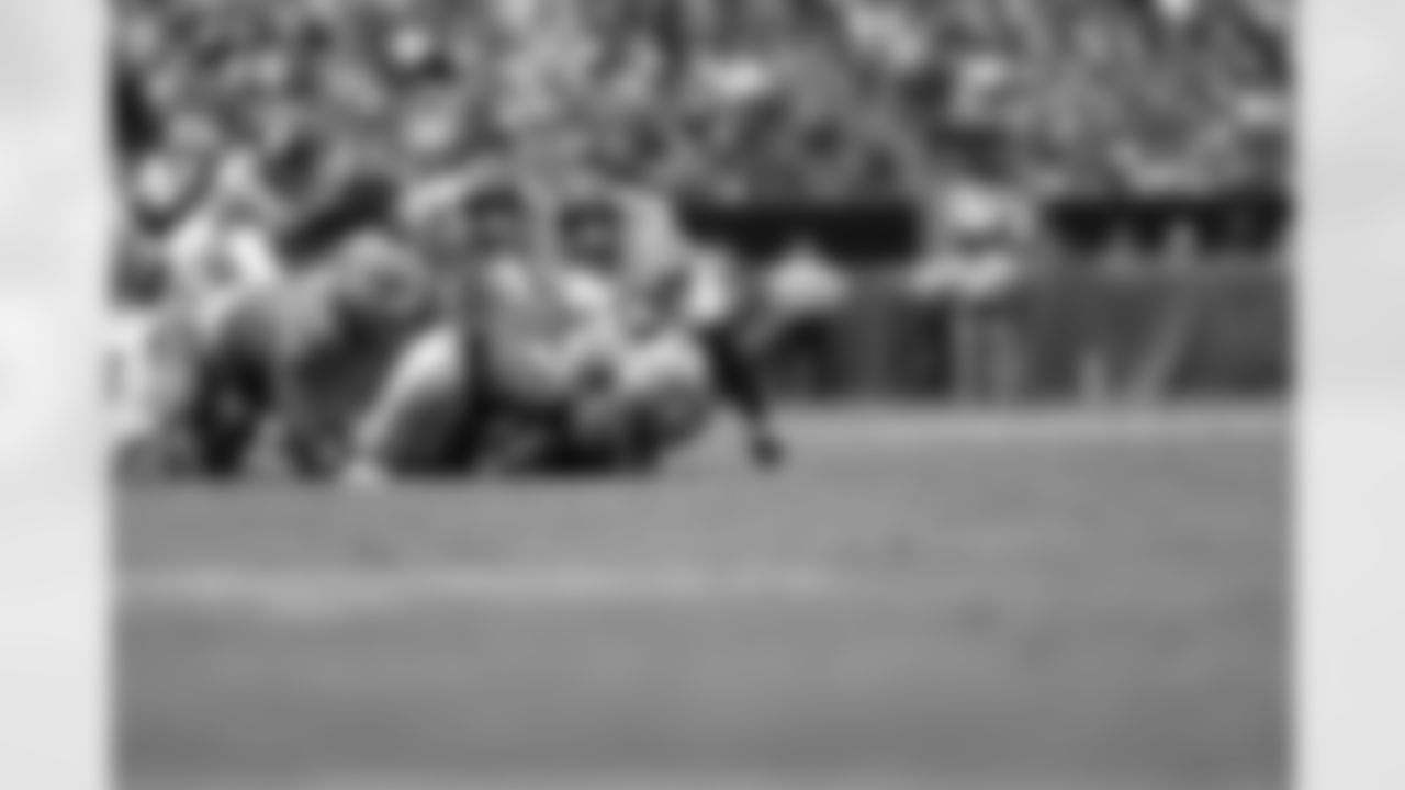ILB Bobby Okereke (58)