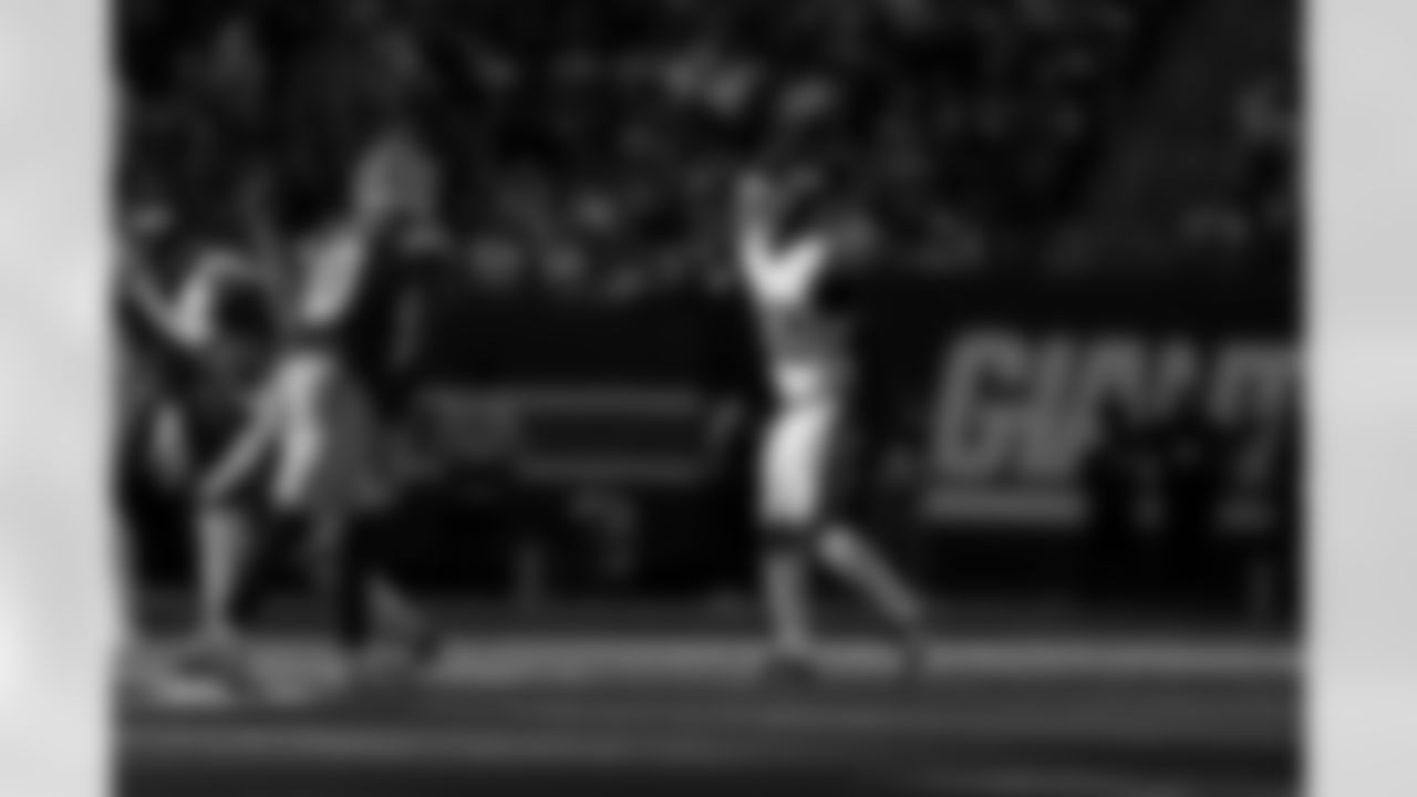 CB Dru Phillips (22)