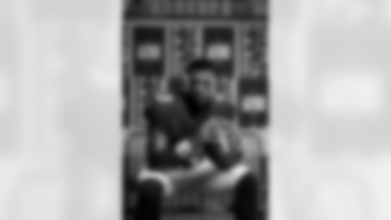 QB Russell Wilson (3)