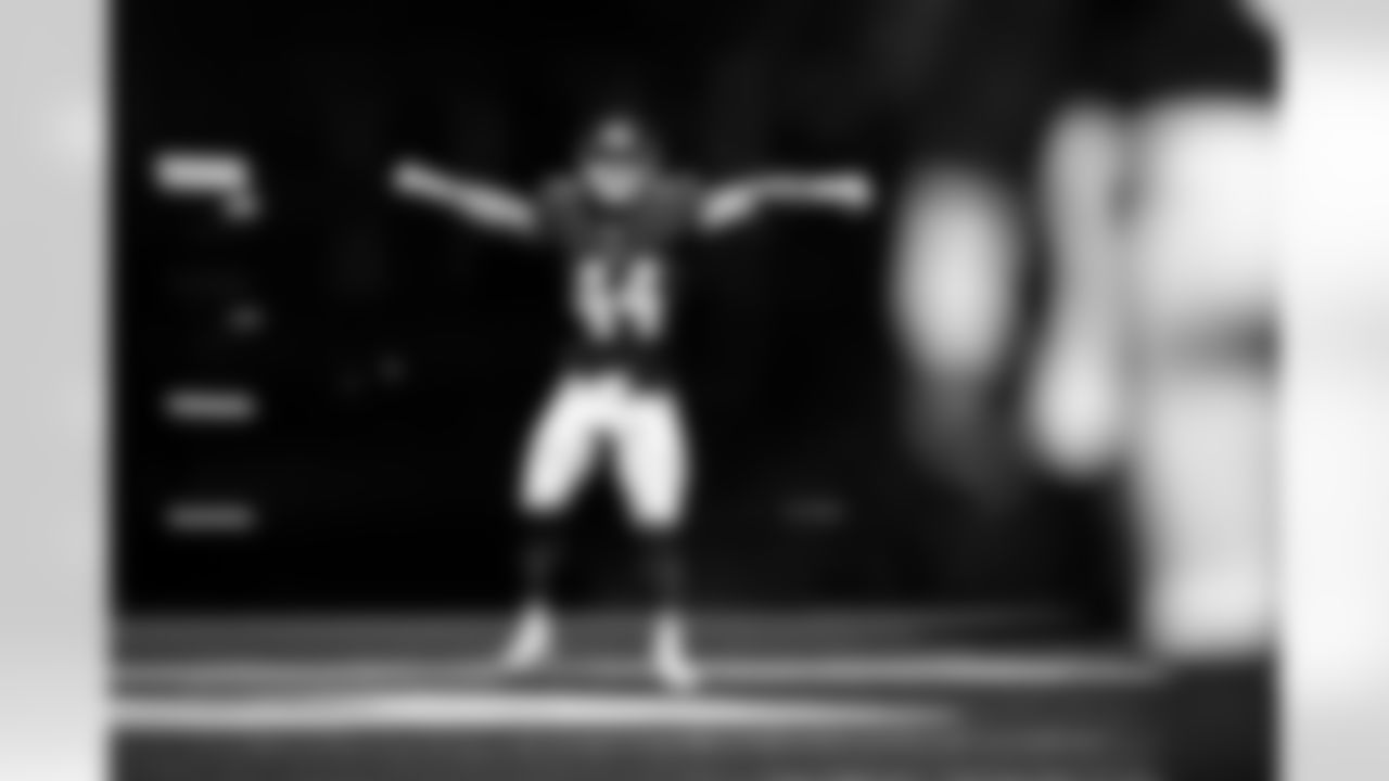 RB Cam Skattebo (44)