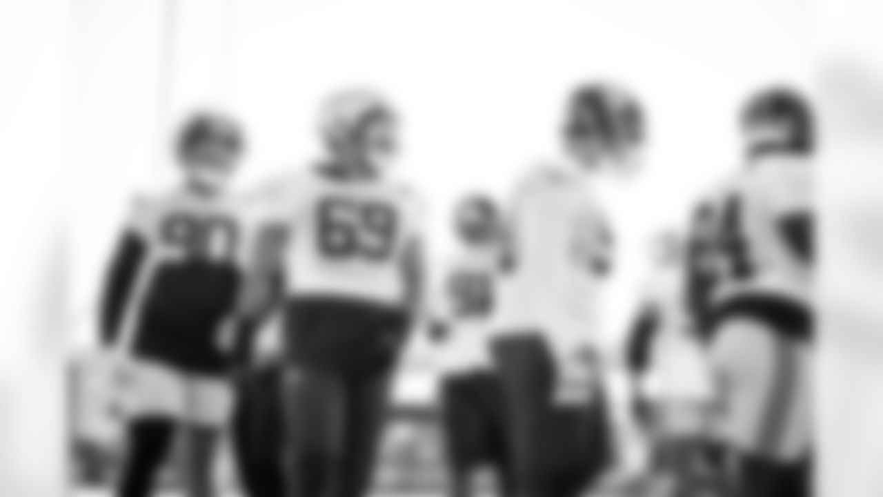 DT Cory Durden (69)