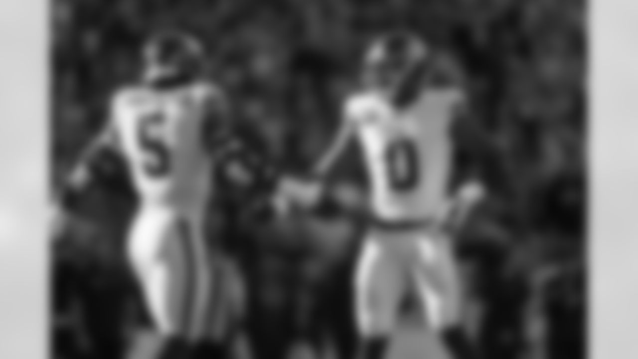 OLB Kayvon Thibodeaux (5), OLB Brian Burns (0)