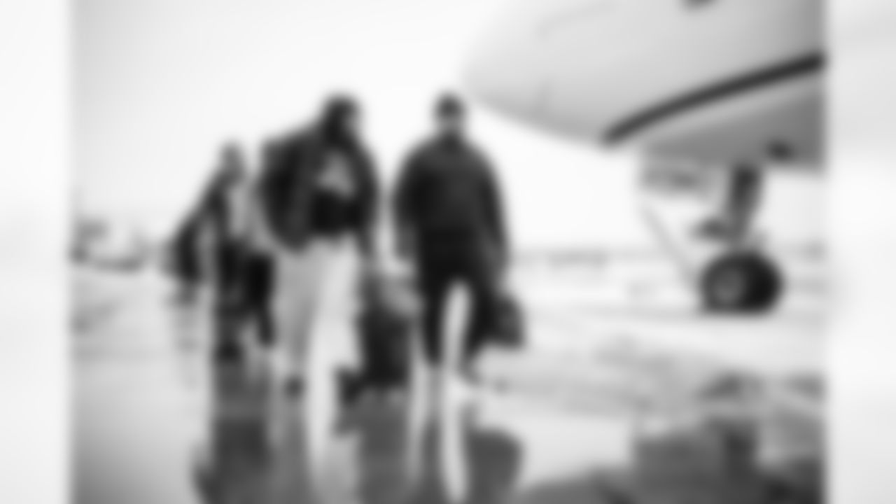 G Aaron Stinnie (64), T Jermaine Eluemunor (72)