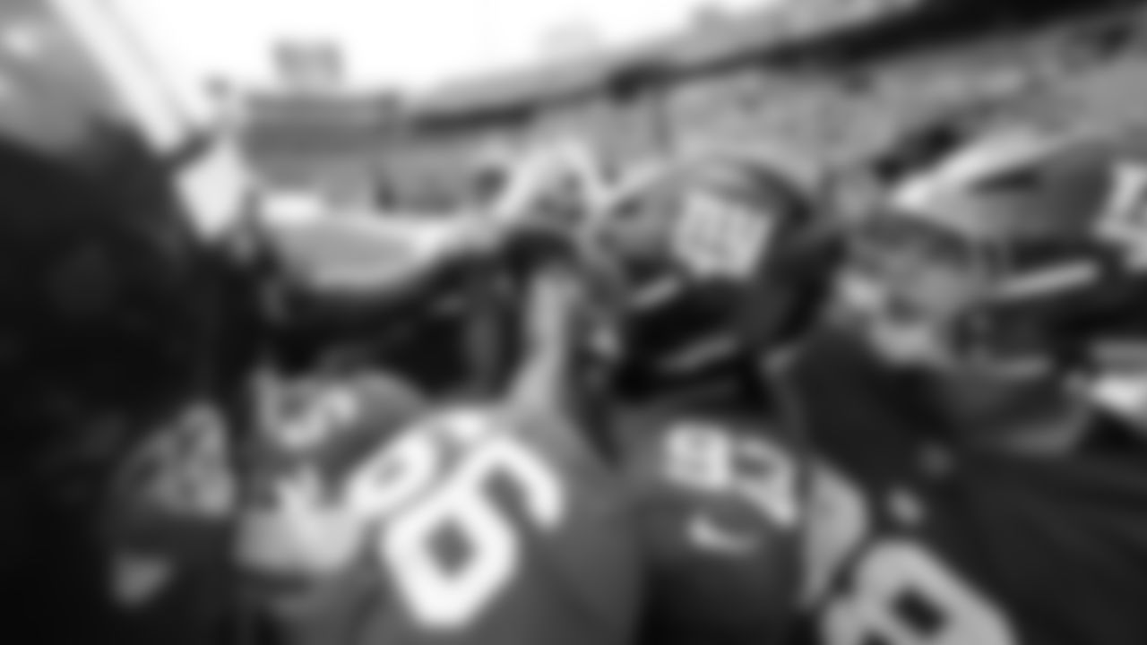HUDDLE
