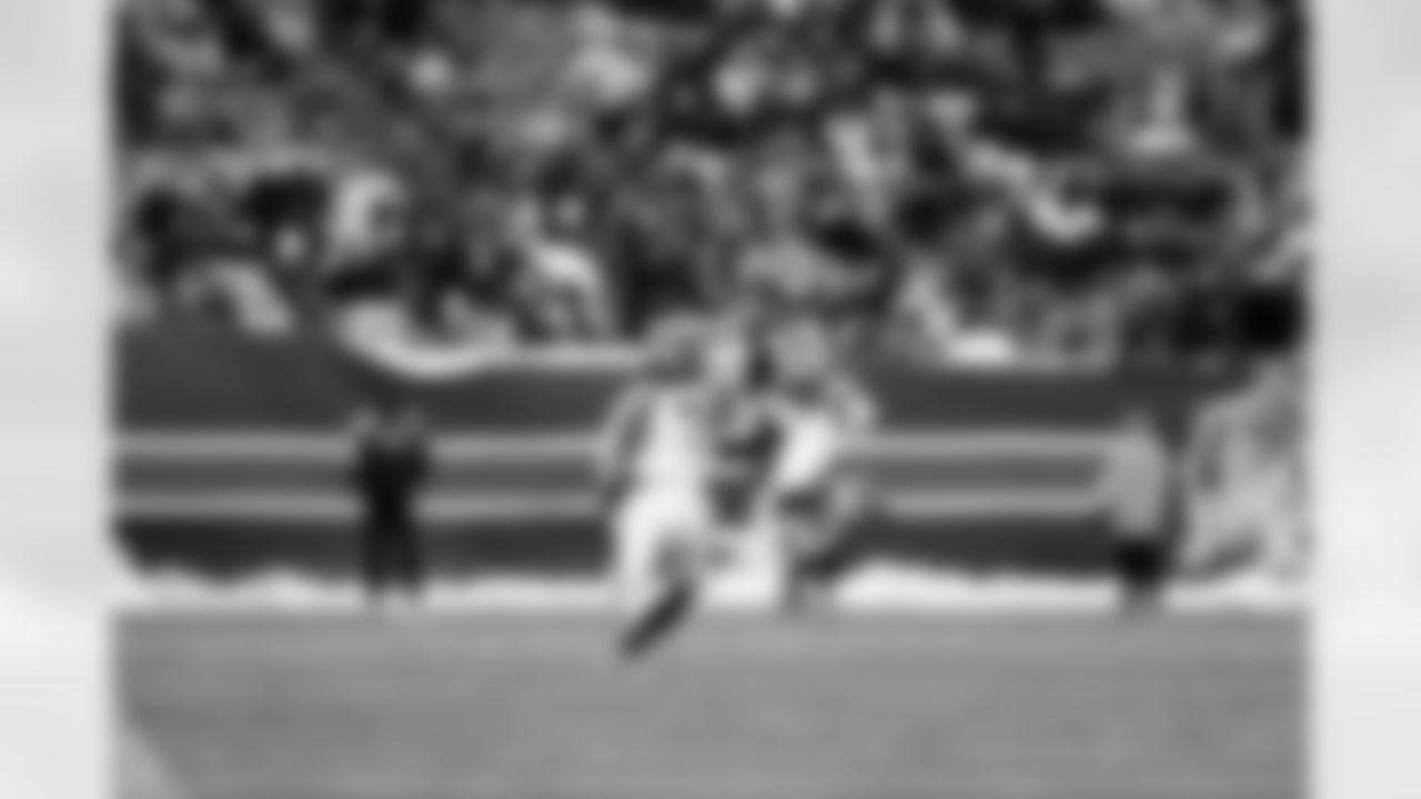 CB Dru Phillips (22)