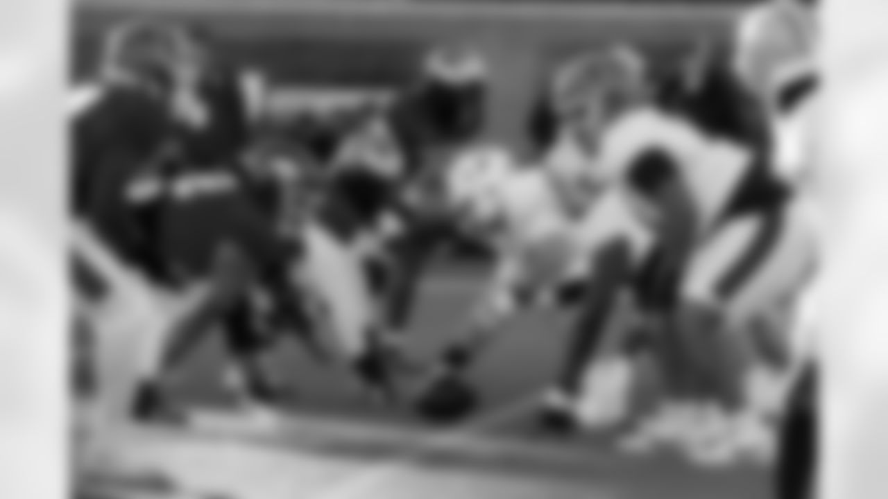 Players from various colleges run through drills during practice for the Senior Bowl NCAA college football game Wednesday, Jan. 28, 2026, in Mobile, Ala. (AP Photo/Butch Dill)