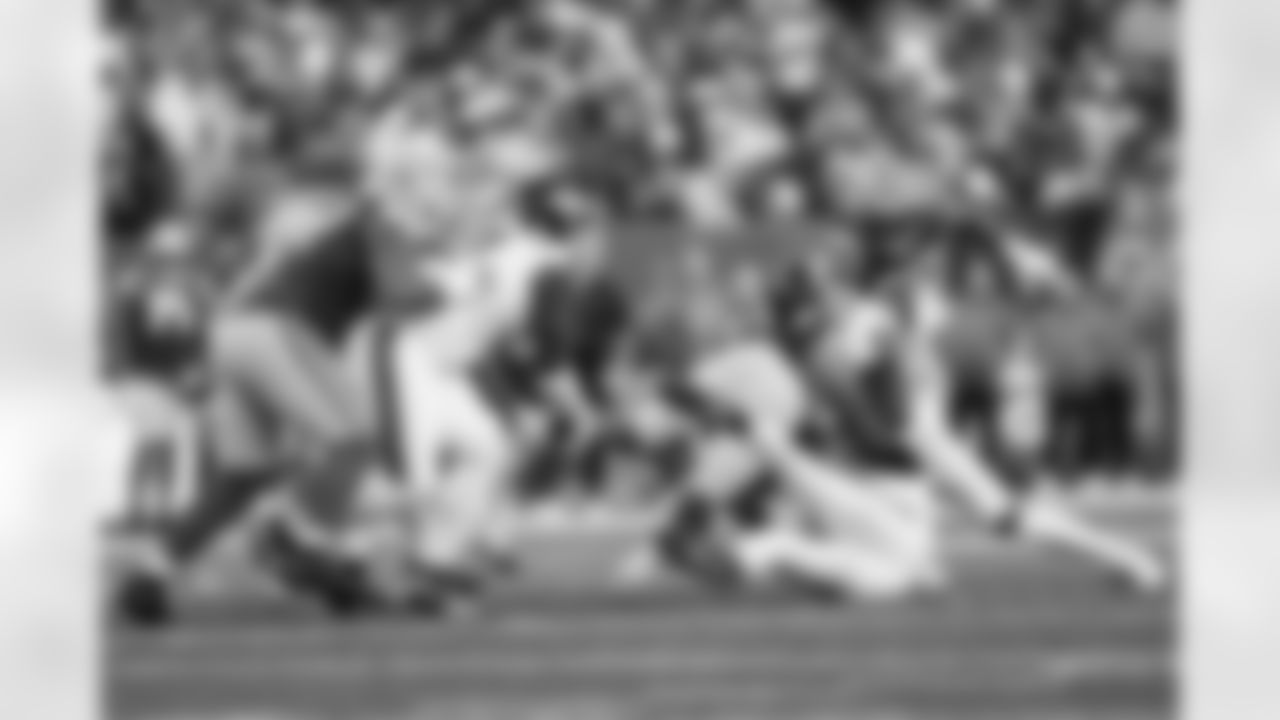 ILB Bobby Okereke (58)