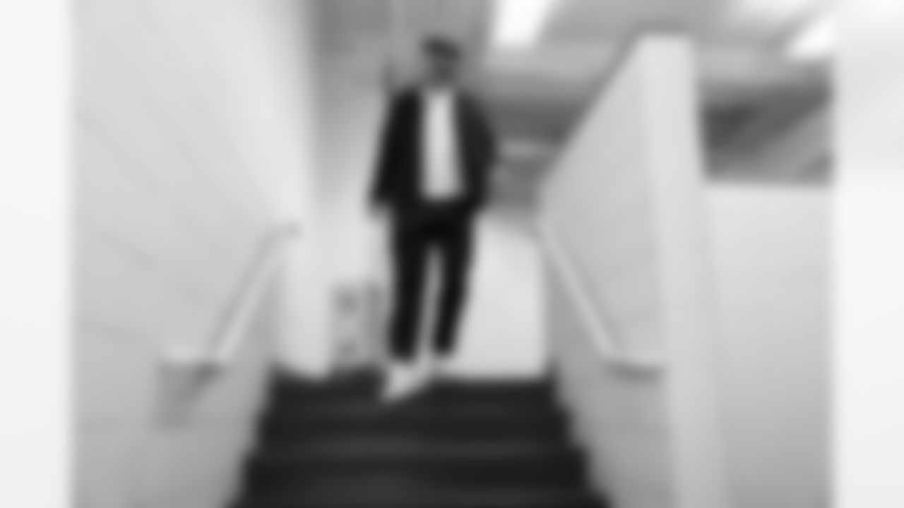 TE Theo Johnson (84)