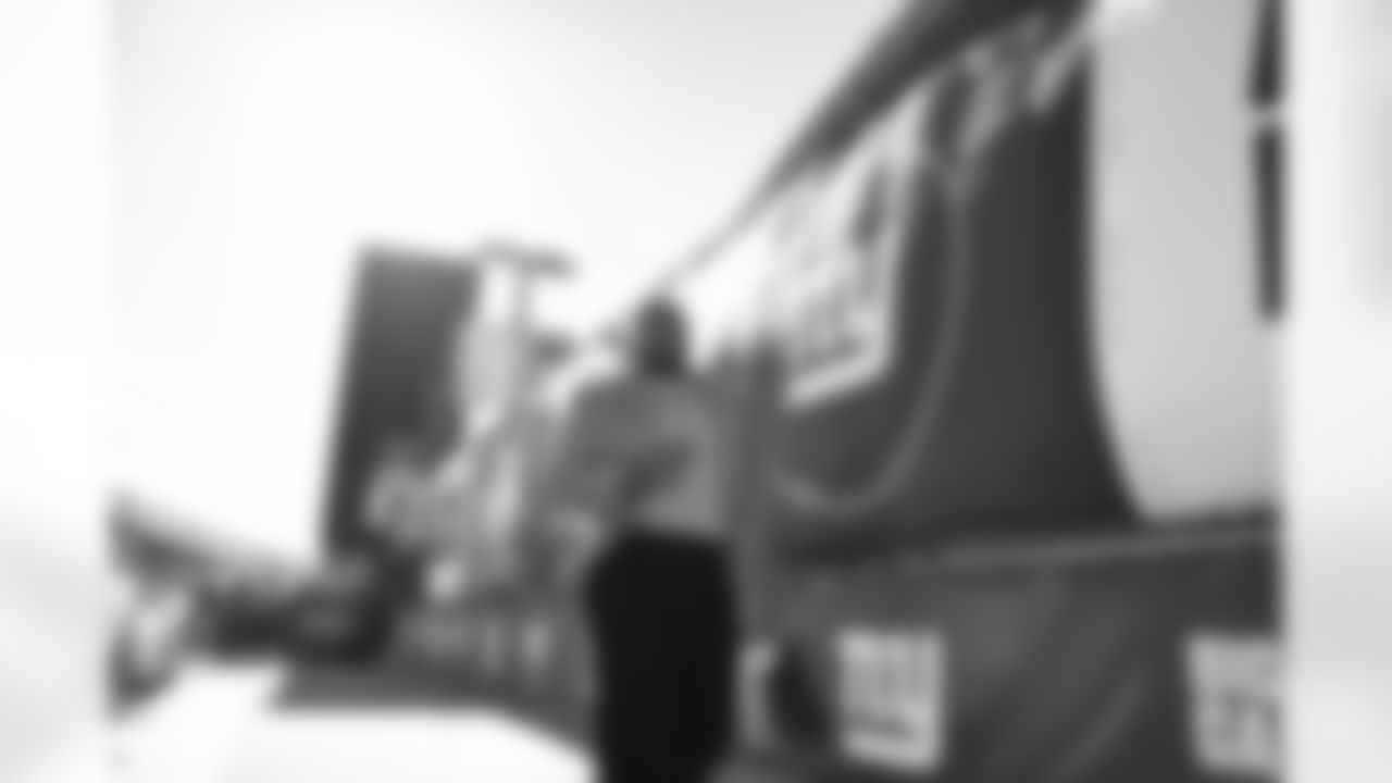 DL Dexter Lawrence II (97)