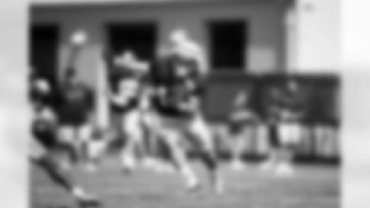 RB Cam Skattebo (44)