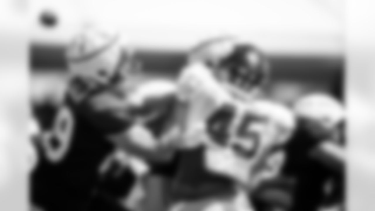 TE Greg Dulcich (89)