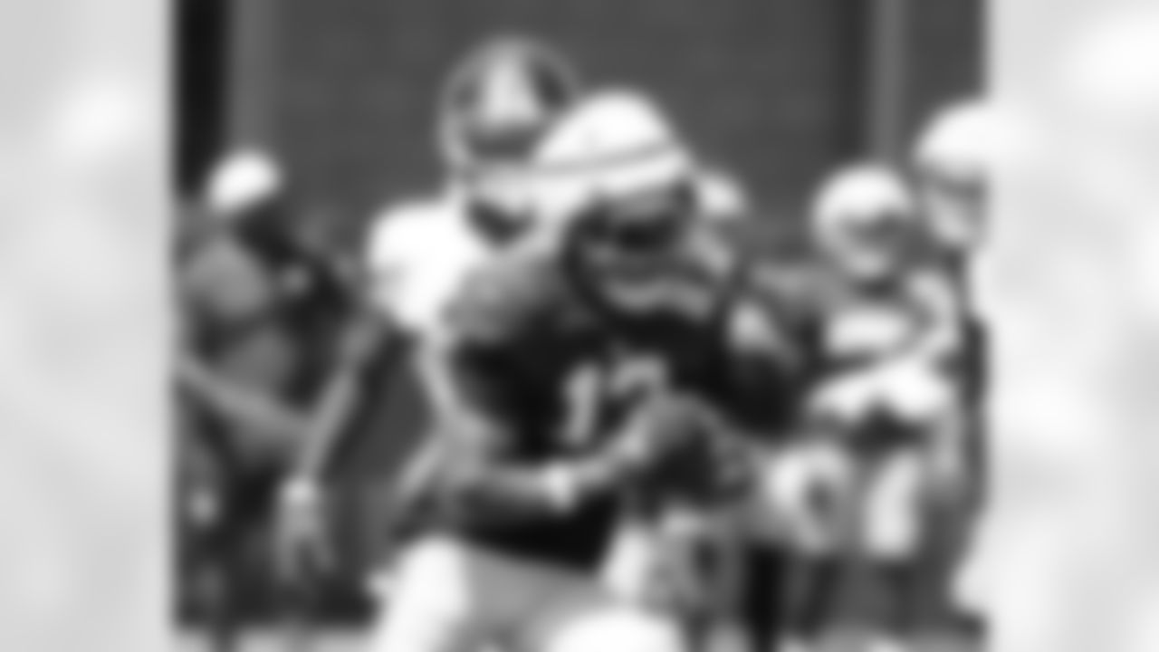 New York Giants wide receiver Jalin Hyatt (13)