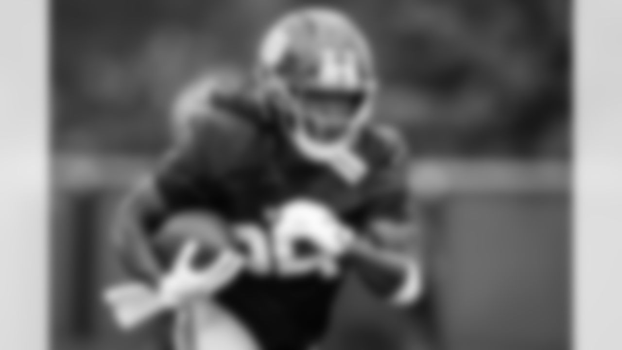 RB Dante Miller (25)