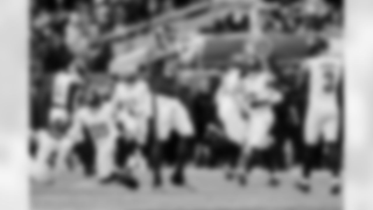 TE Theo Johnson (84)