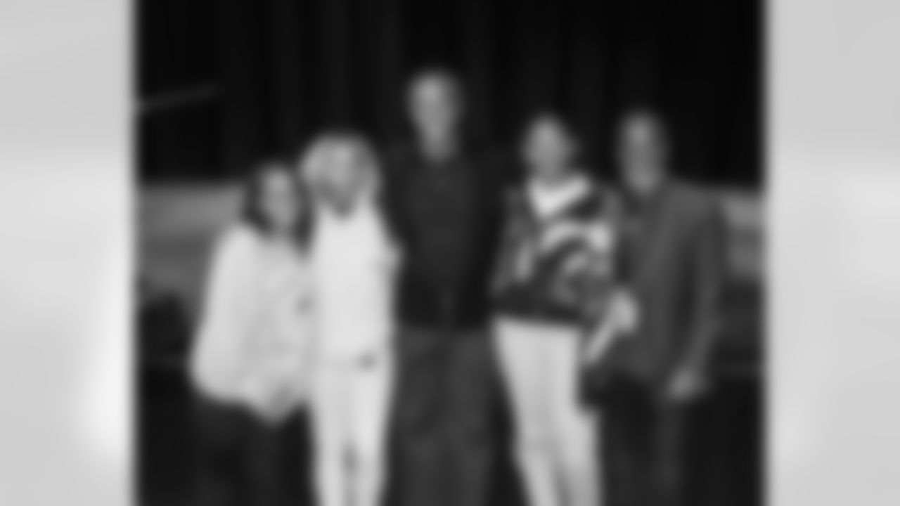 MLK Financial Literacy Event, New York Giants linebacker Bobby Okereke (58)