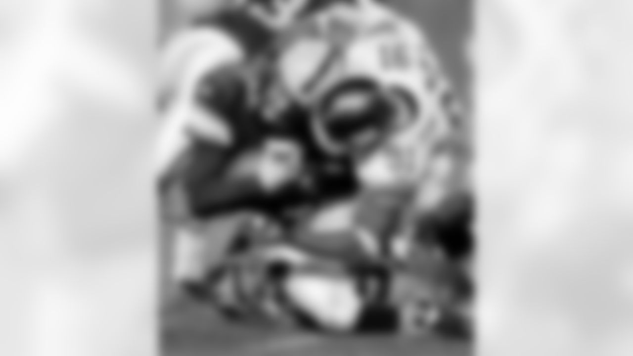 2008 Justin Tuck - 12 sacks