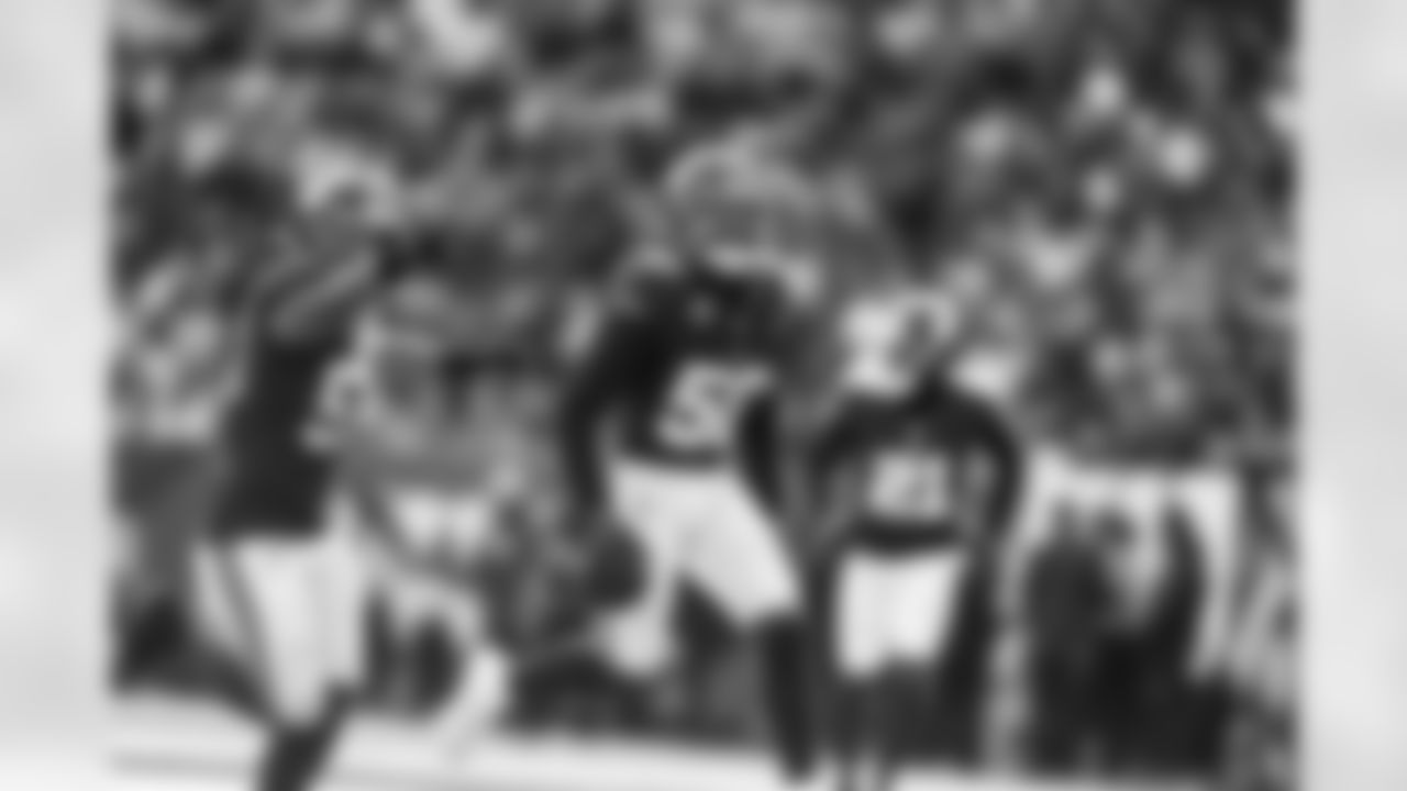 ILB Bobby Okereke (58)