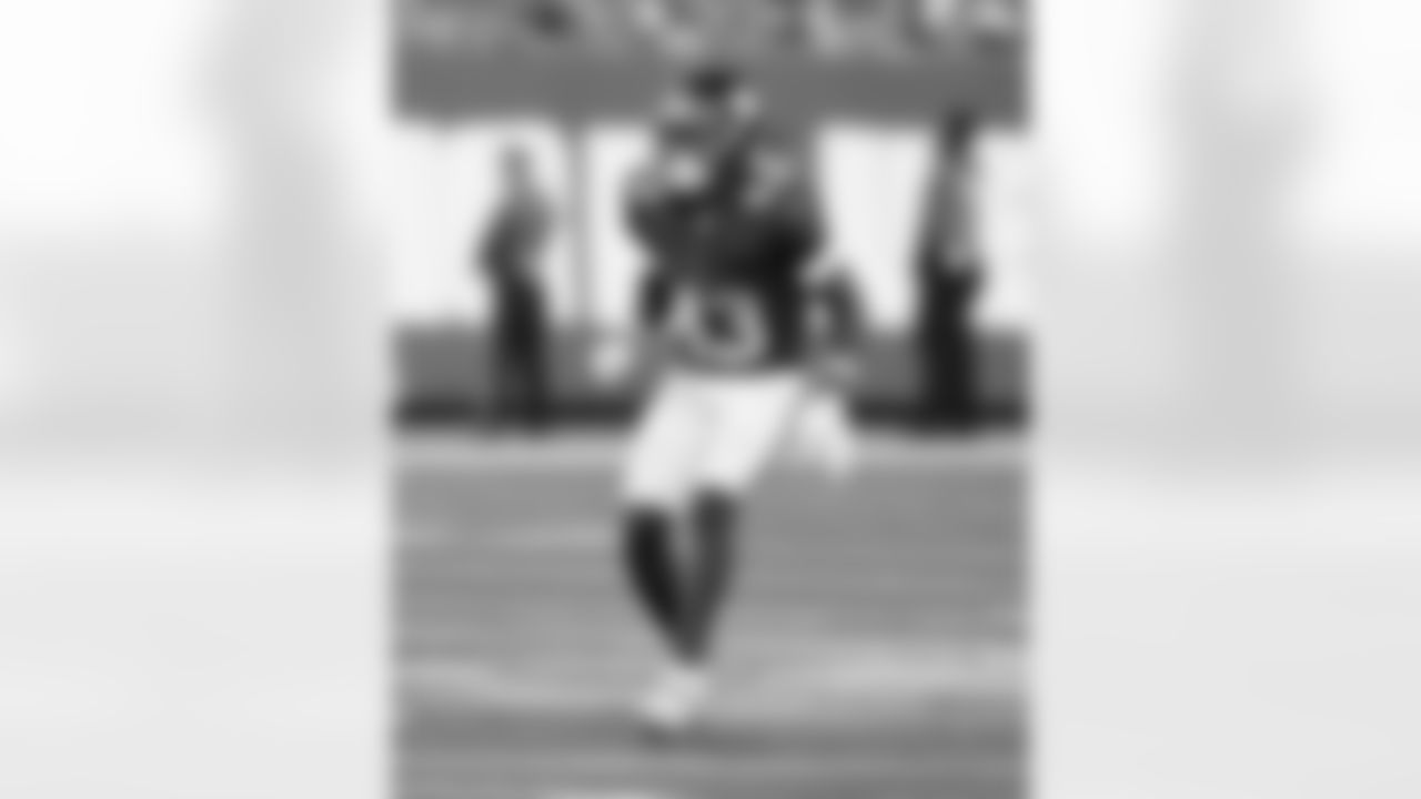 S Raheem Layne - Activated, from Practice Squad (Standard Elevation) (October 25)
