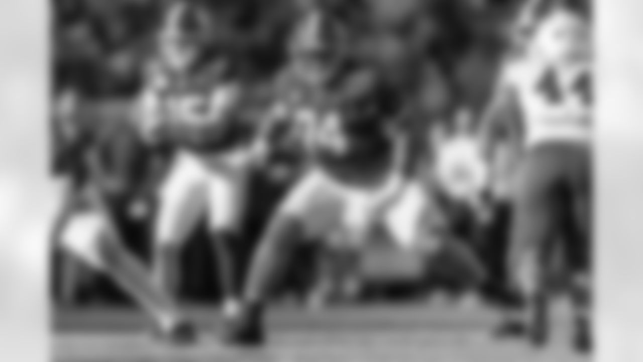 No. 28 Kadyn Proctor, OT, Alabama