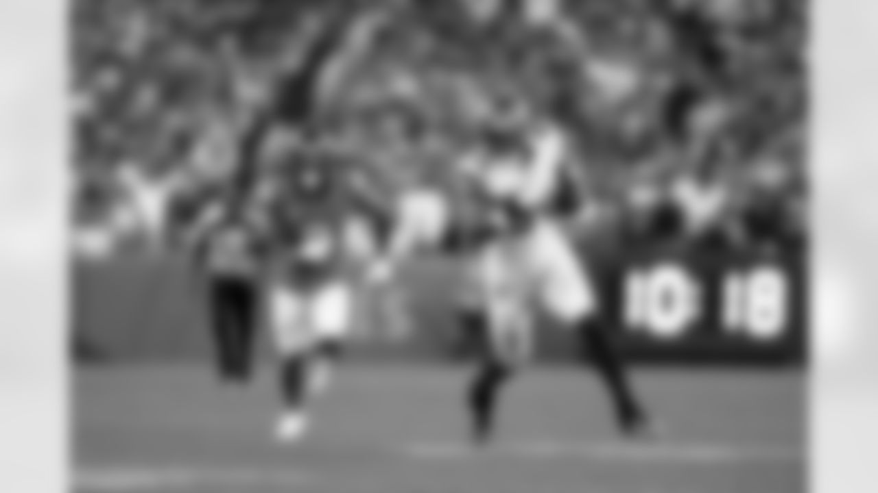 TE Theo Johnson (84)
