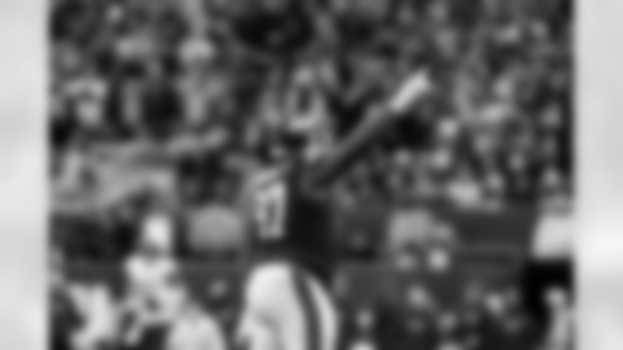 Dexter Lawrence (97)