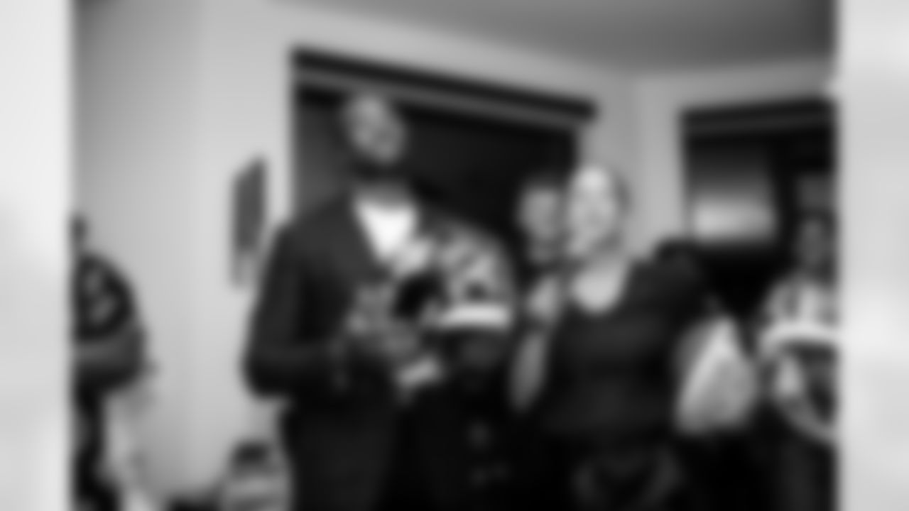 ILB Bobby Okereke (58)