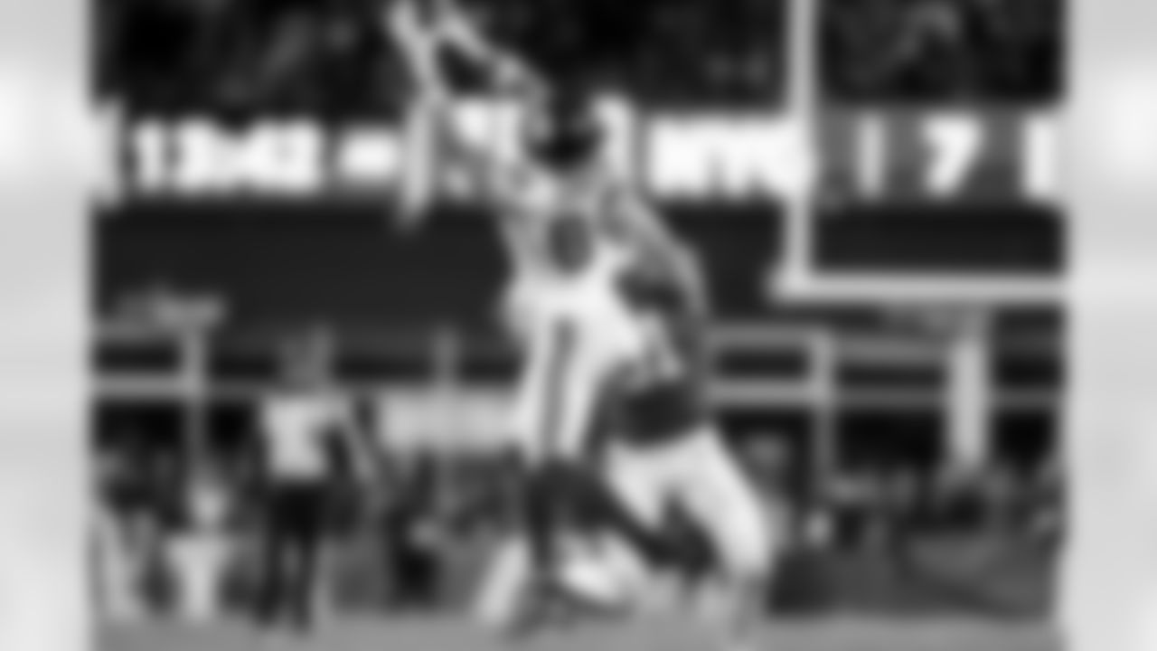 TE Theo Johnson (84)